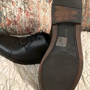 Steve Madden black leather mens dress shoes
